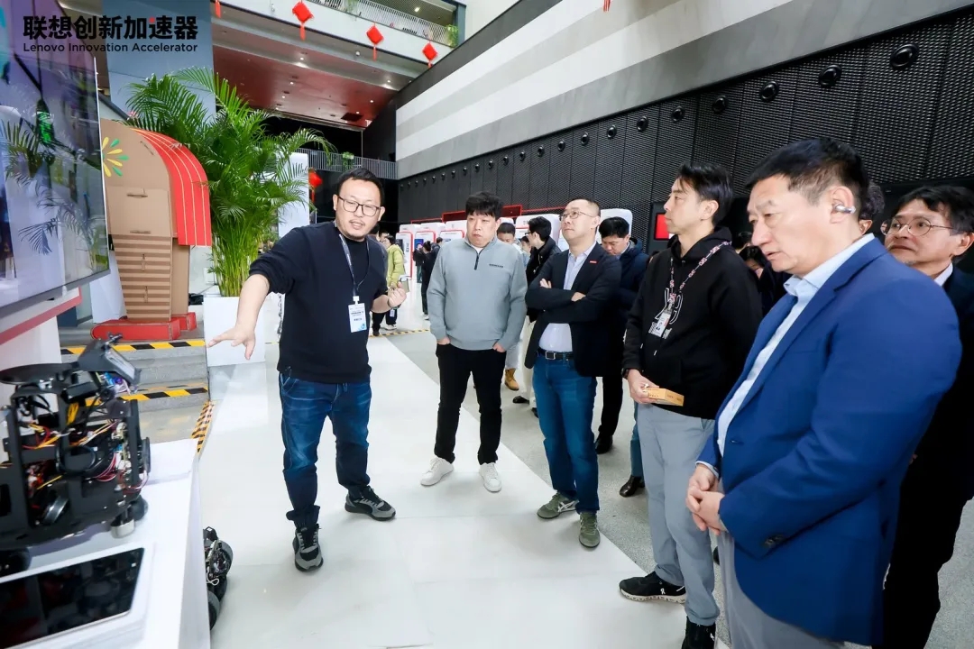 NG相信品牌的力量亮相联想创新加速器开放日，以消费级物理AI大脑平台助推家用机器人产业生态化 